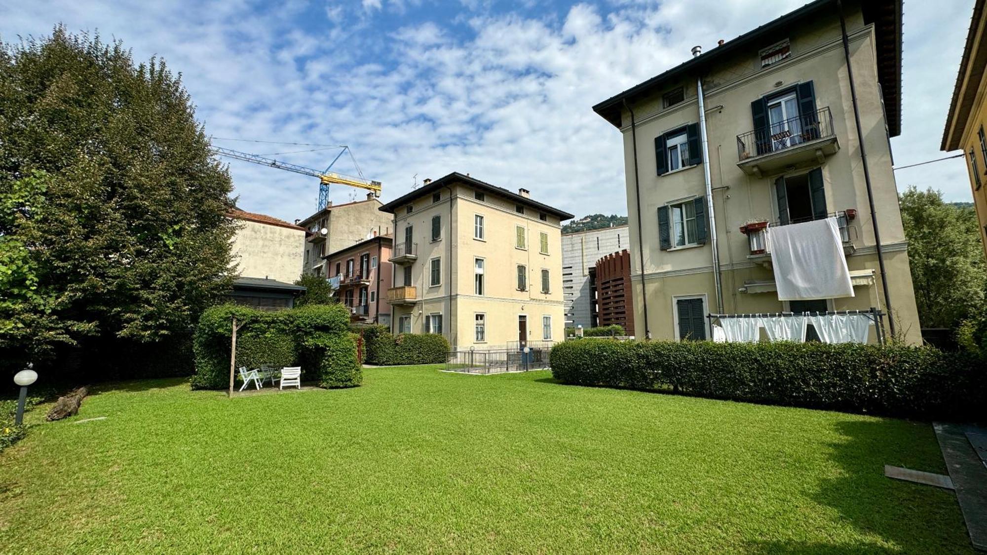 Axelparkcomo Bagian luar foto